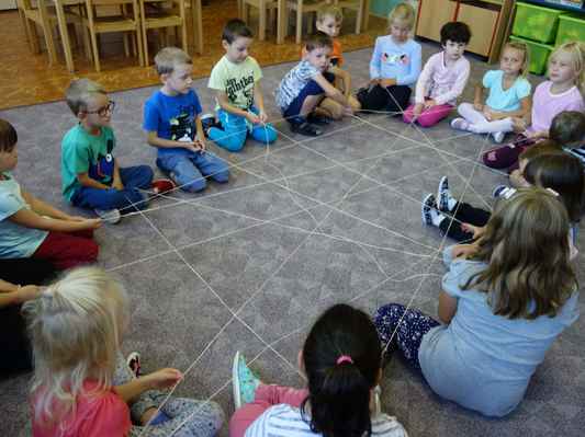 Obrázek k HOLA hola 1